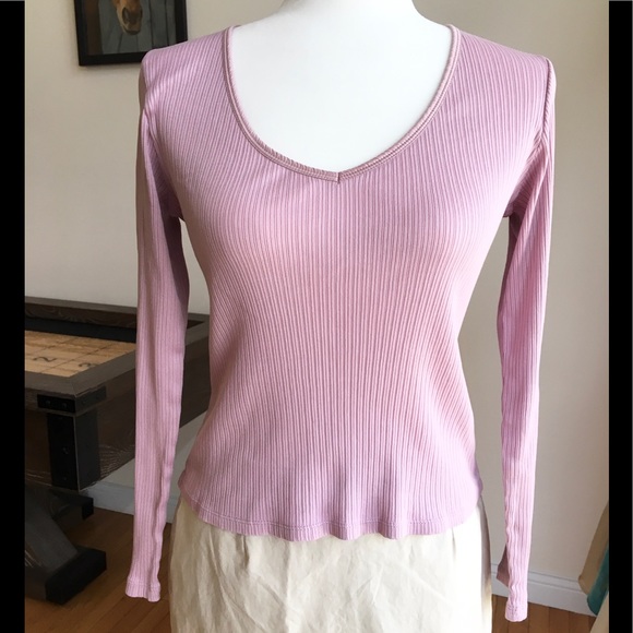 Calvin Klein Tops - Pretty Calvin Klein cotton ribbed top!